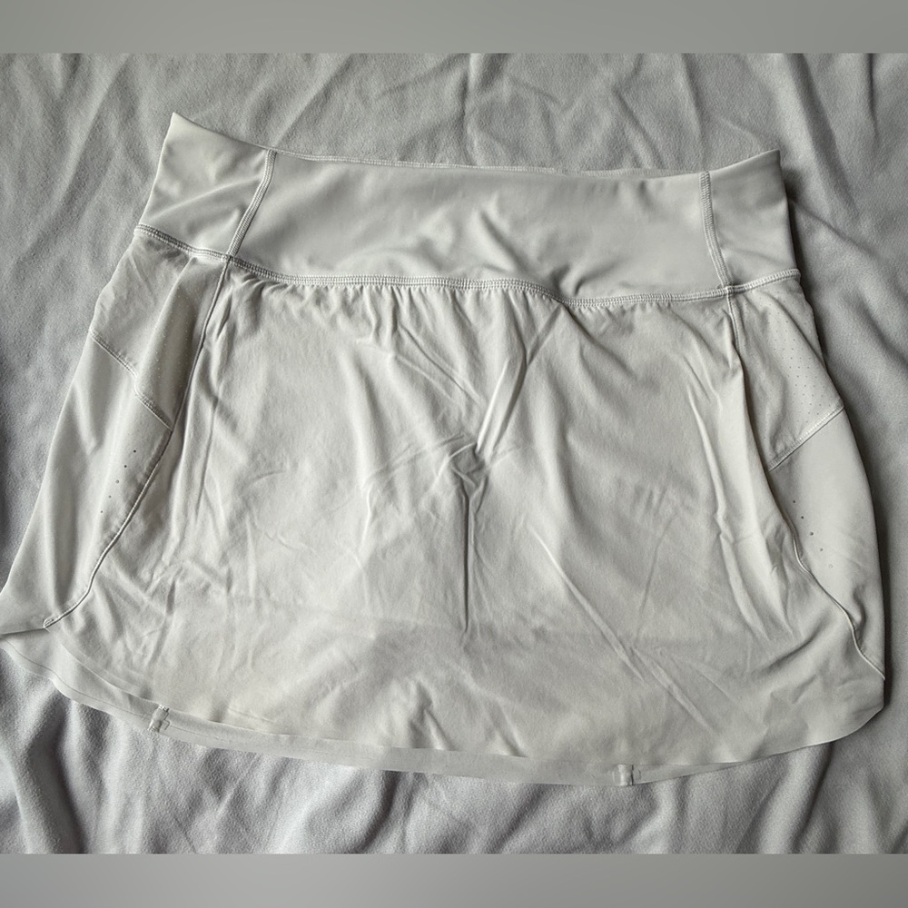 Athleta White Athletic Skort (Size XLarge)